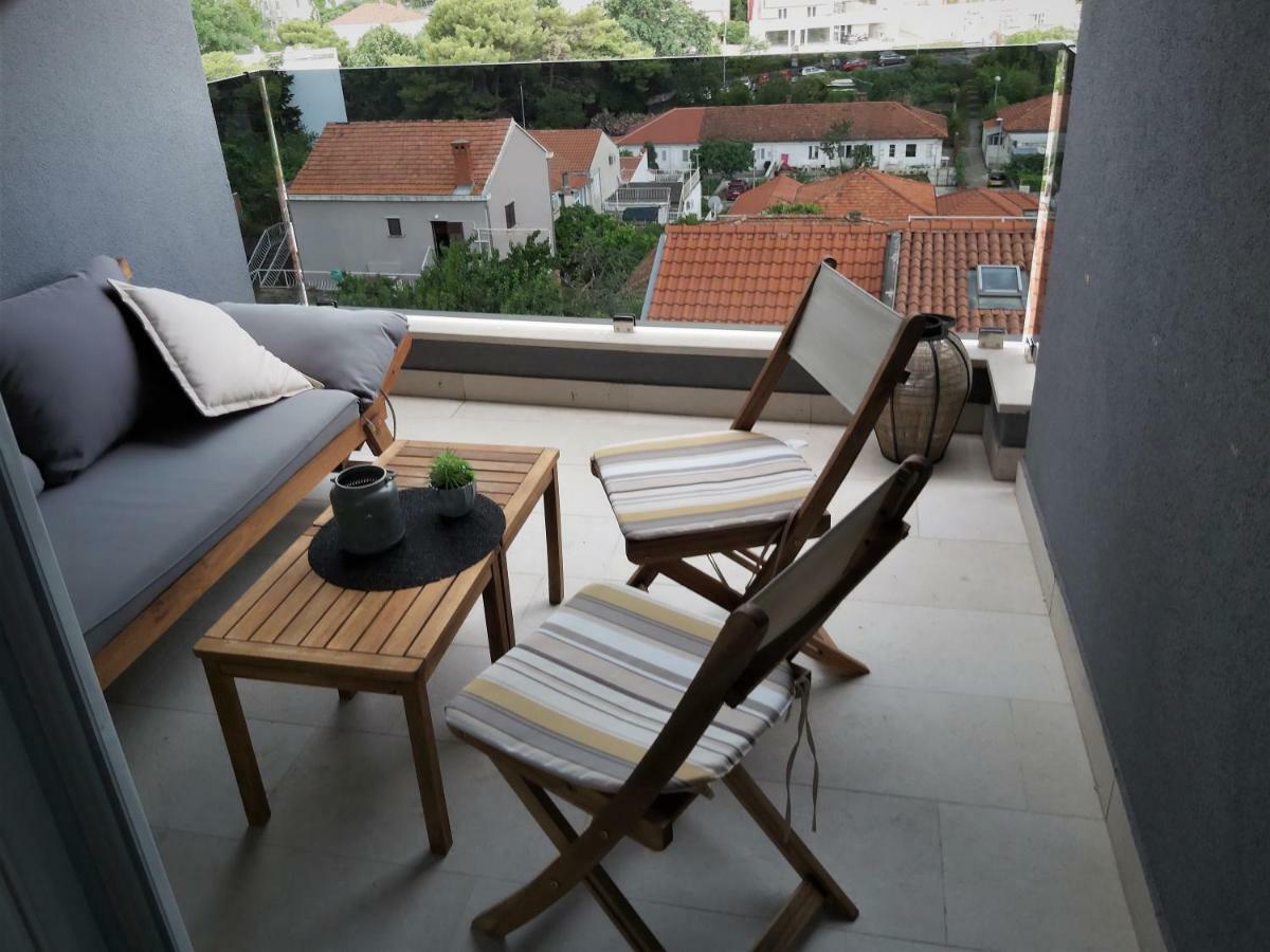 Mak & Lux - Sea & Sunset View Apartment