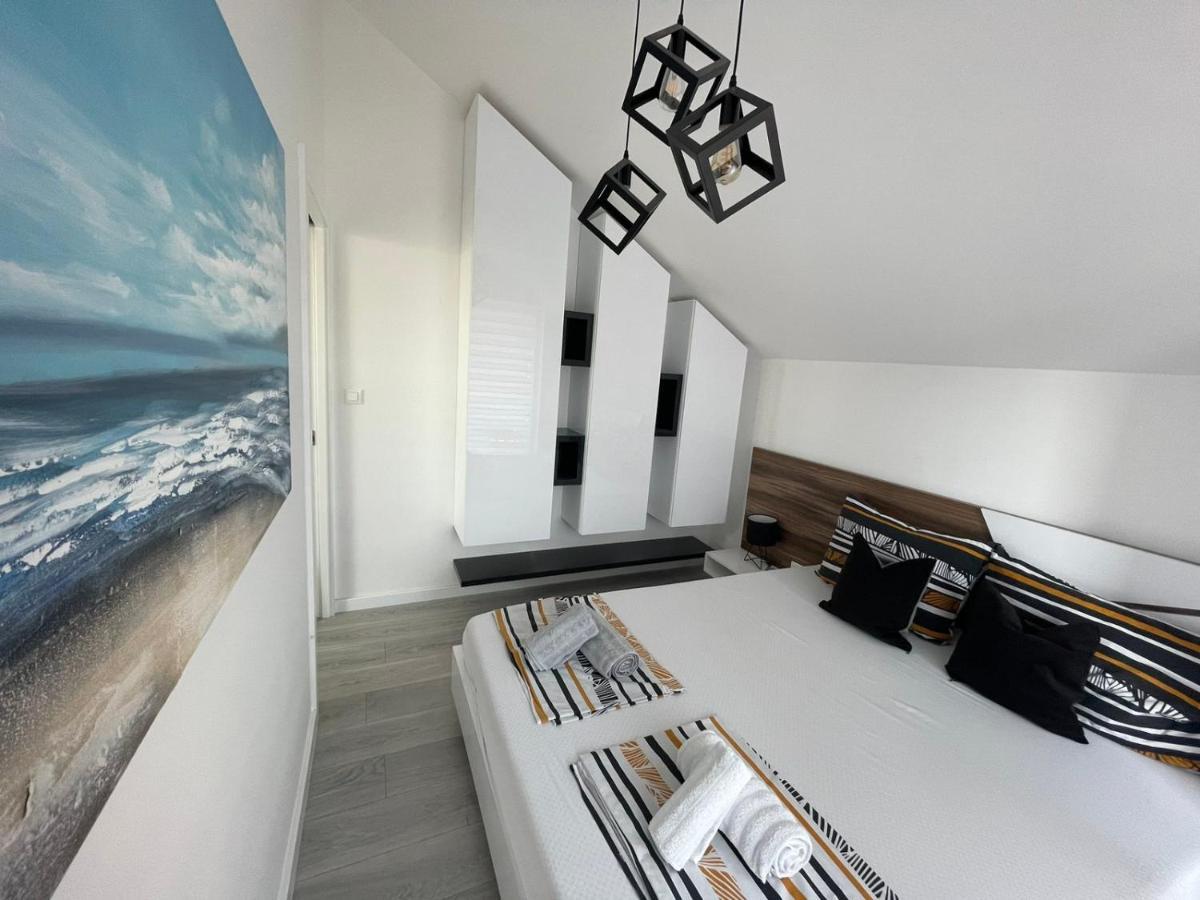 Mak & Lux - Sea & Sunset View Appartement